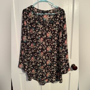 Express Black Floral V-Neck long flowy top